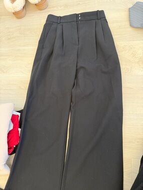 Abercrombie & Fitch Black Waistband Detail Skirt/Shorts